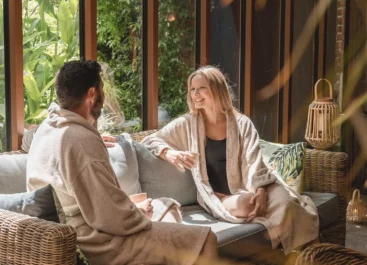 Spa-Bordeaux-Massage-Duo-Jacuzzi-Sauna-Hammam-bon-cadeau-6 (1) Spa-Bordeaux-Massage-Duo-Jacuzzi-Sauna-Hammam-bon-cadeau-6 (1)